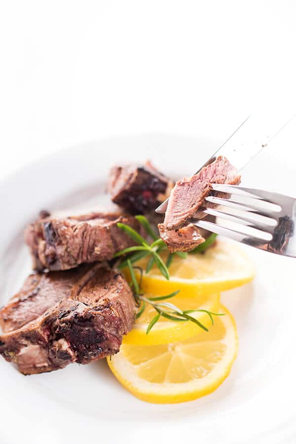 Easy Broiled Rosemary Lamb Chops