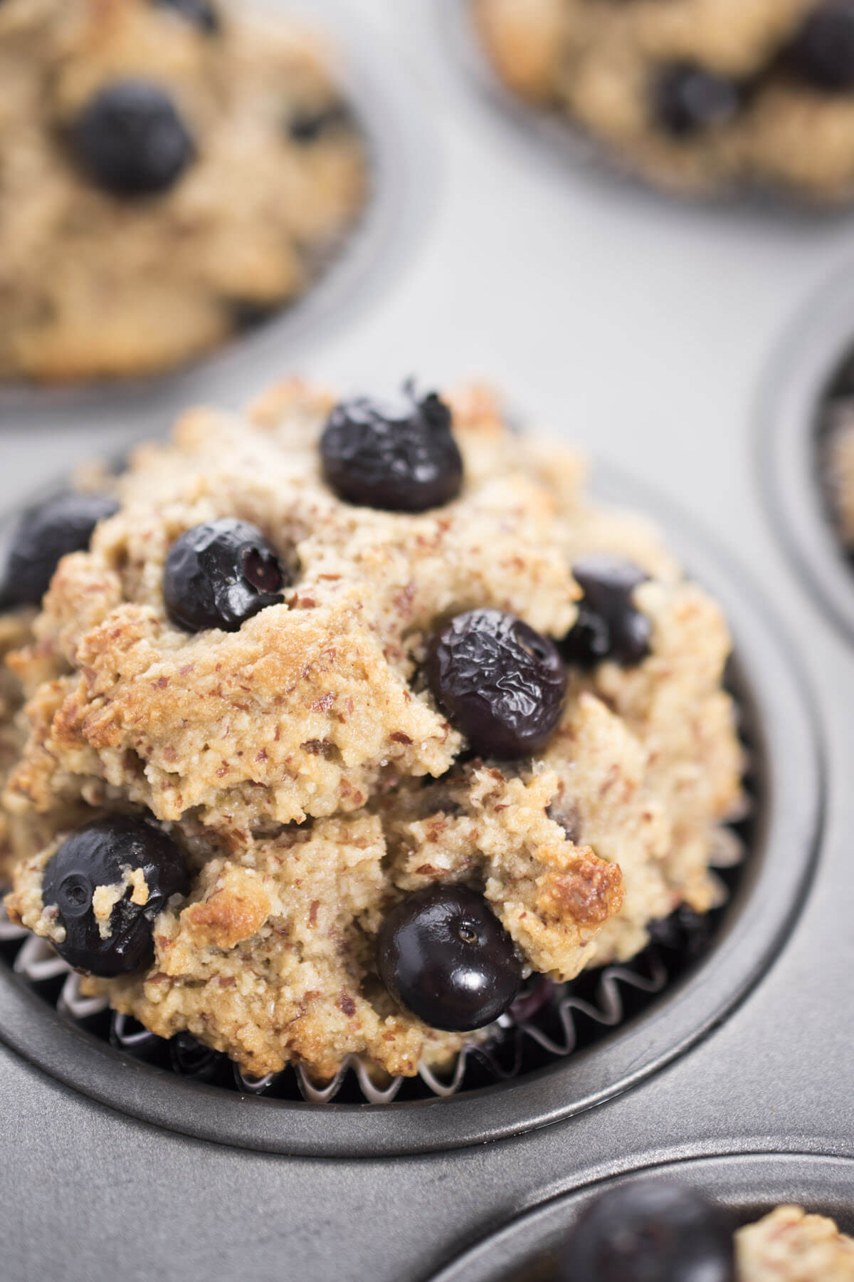 Almond Flour Berry Muffins - The Lemon Bowl®