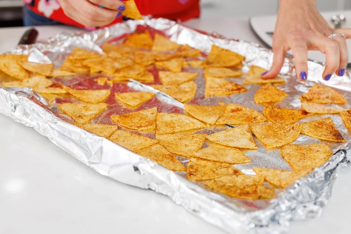 Baked Corn Tortilla Chips - The Lemon Bowl