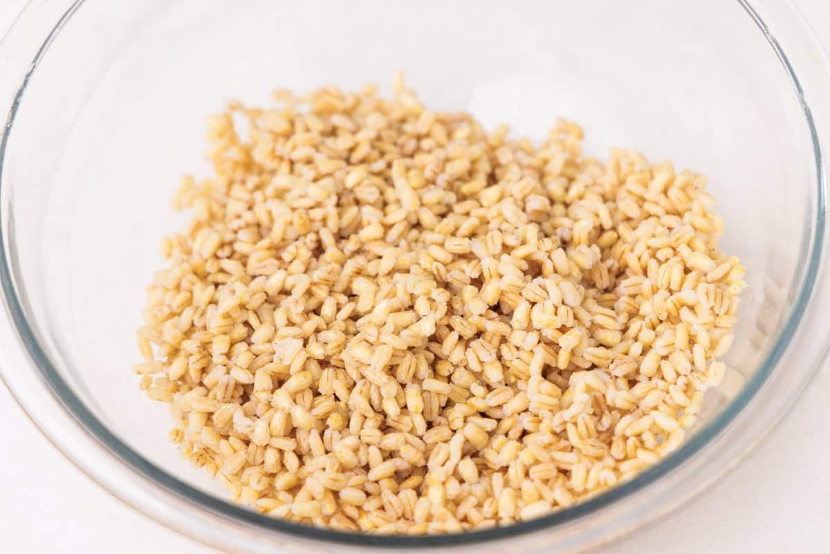 Cooked barley in a bowl.
